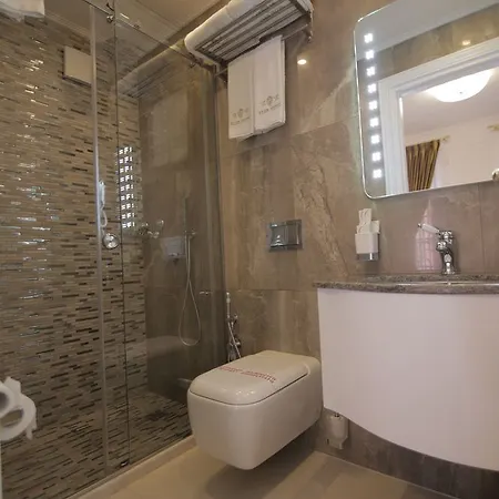 إيلر فندق تيرانا